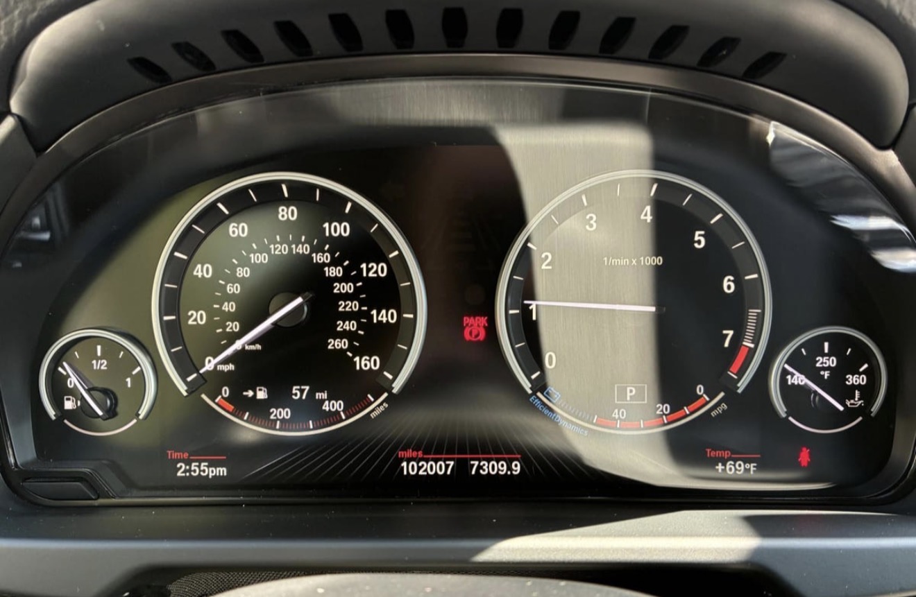 Car photo