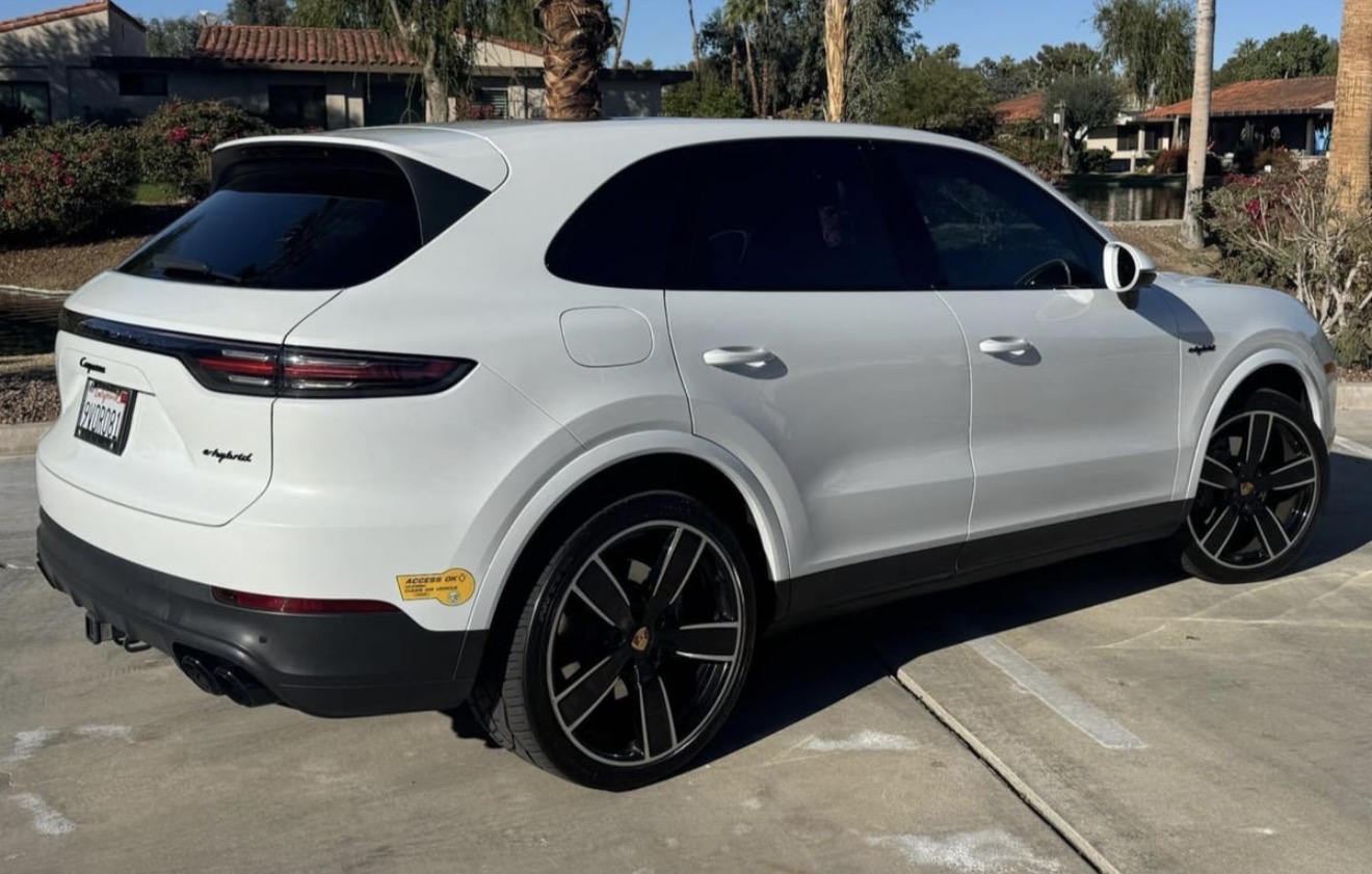 Car photo