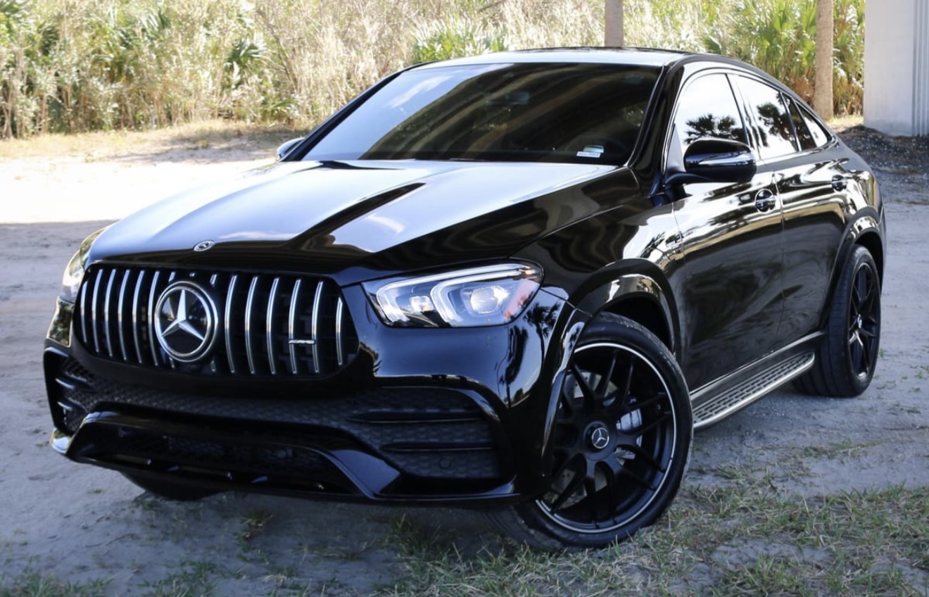 Car photo