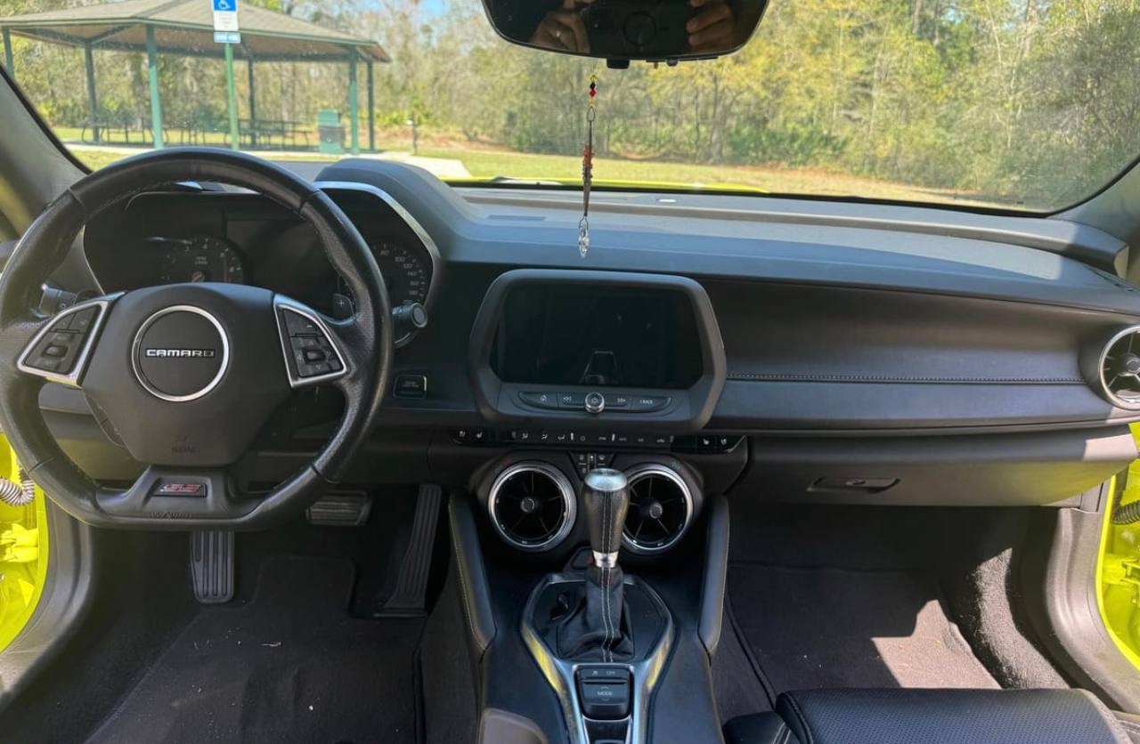 Car photo - photo 4