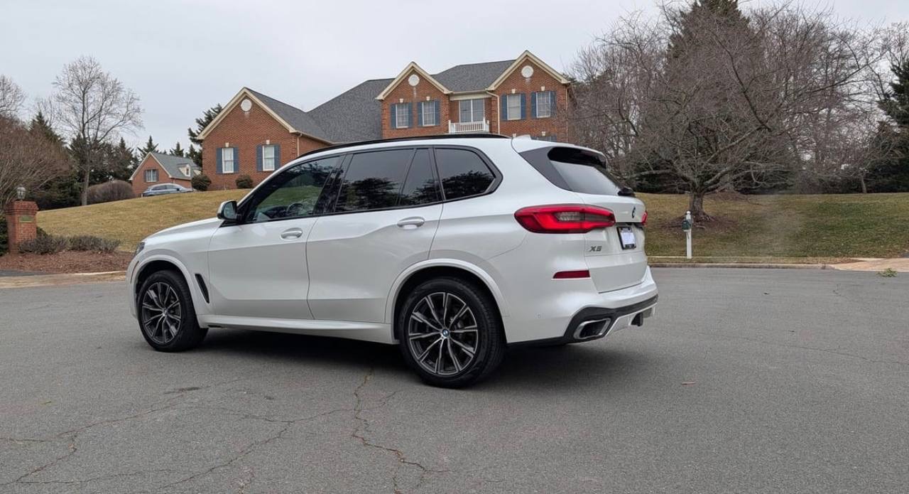 Car photo - photo 5
