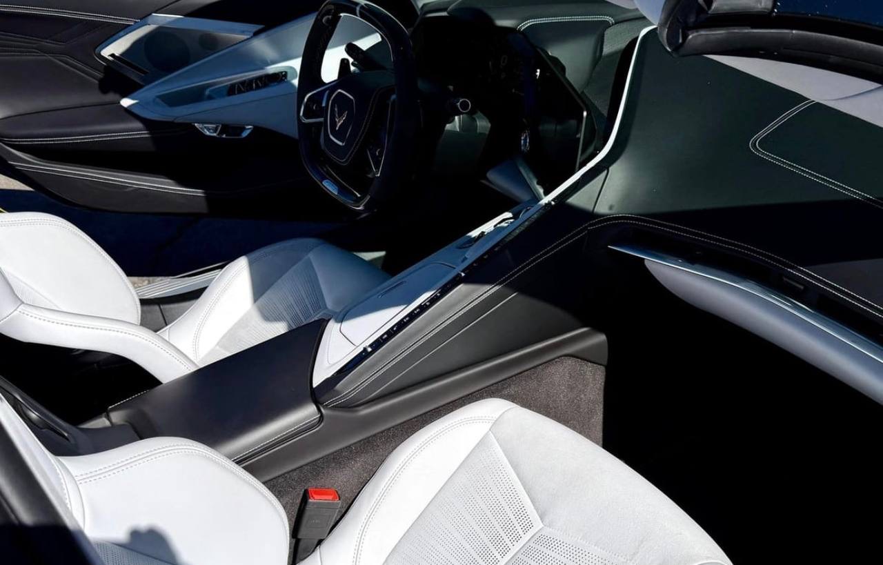 Car photo - photo 4